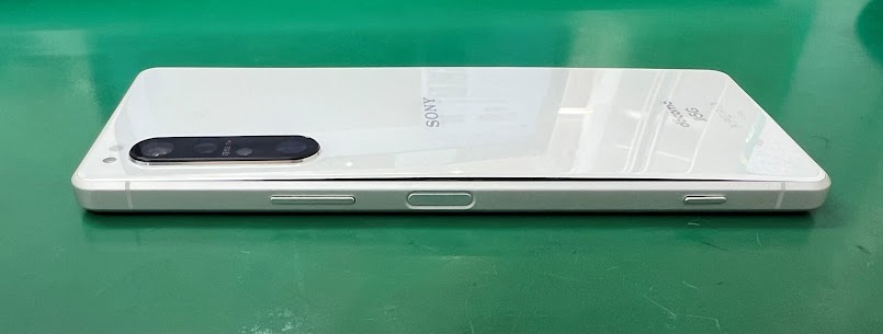 ★修理実績★Xperia1Ⅱにてバッテリー交換★